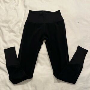 Like new black Alo leggings. High wasted. Size S.